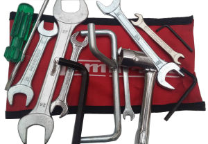 UKSCOOTERS LAMBRETTA HANDY TOOLKIT & RED BLUE AND BLACK POUCH 13 PC PROP, PLUG SPANNER, SCREW DRIVER NEW